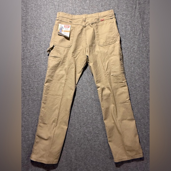 Wrangler Carpenter Pants mens 38x34 tan brown Relaxed Straight flex comfort work - Picture 1 of 11